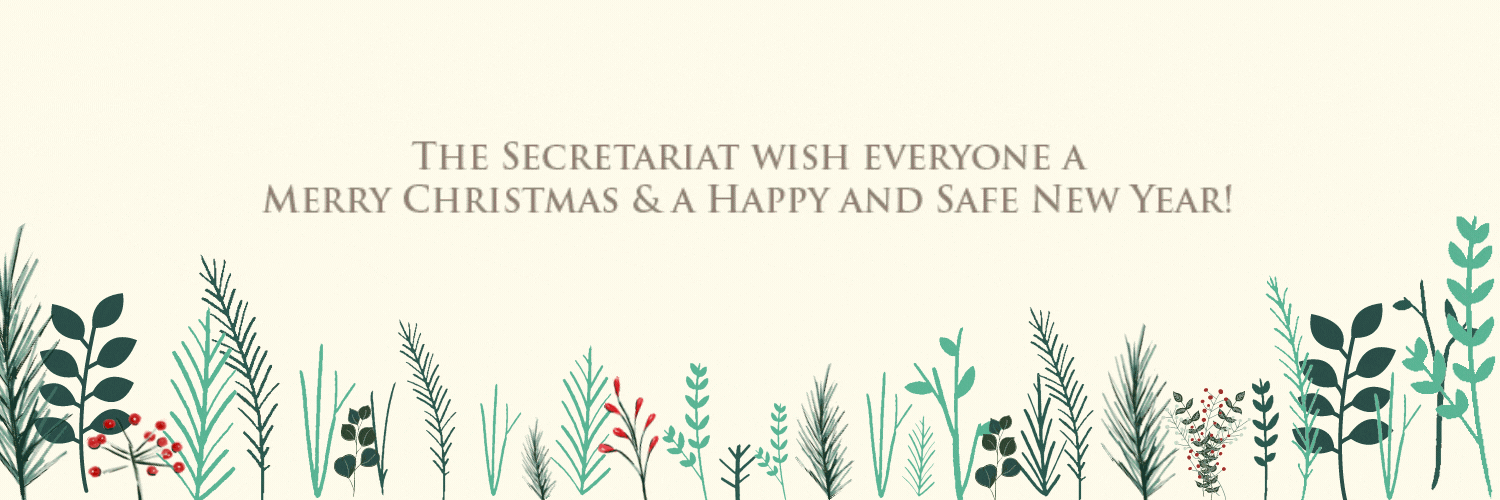 Christmas Garlands and Mistletoe Twitter Header